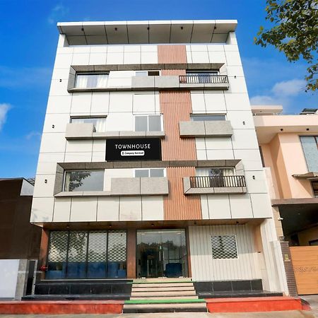 Super Townhouse Taj Nagri Phase 2 Formerly Grand Rivera Tājganj Exterior foto
